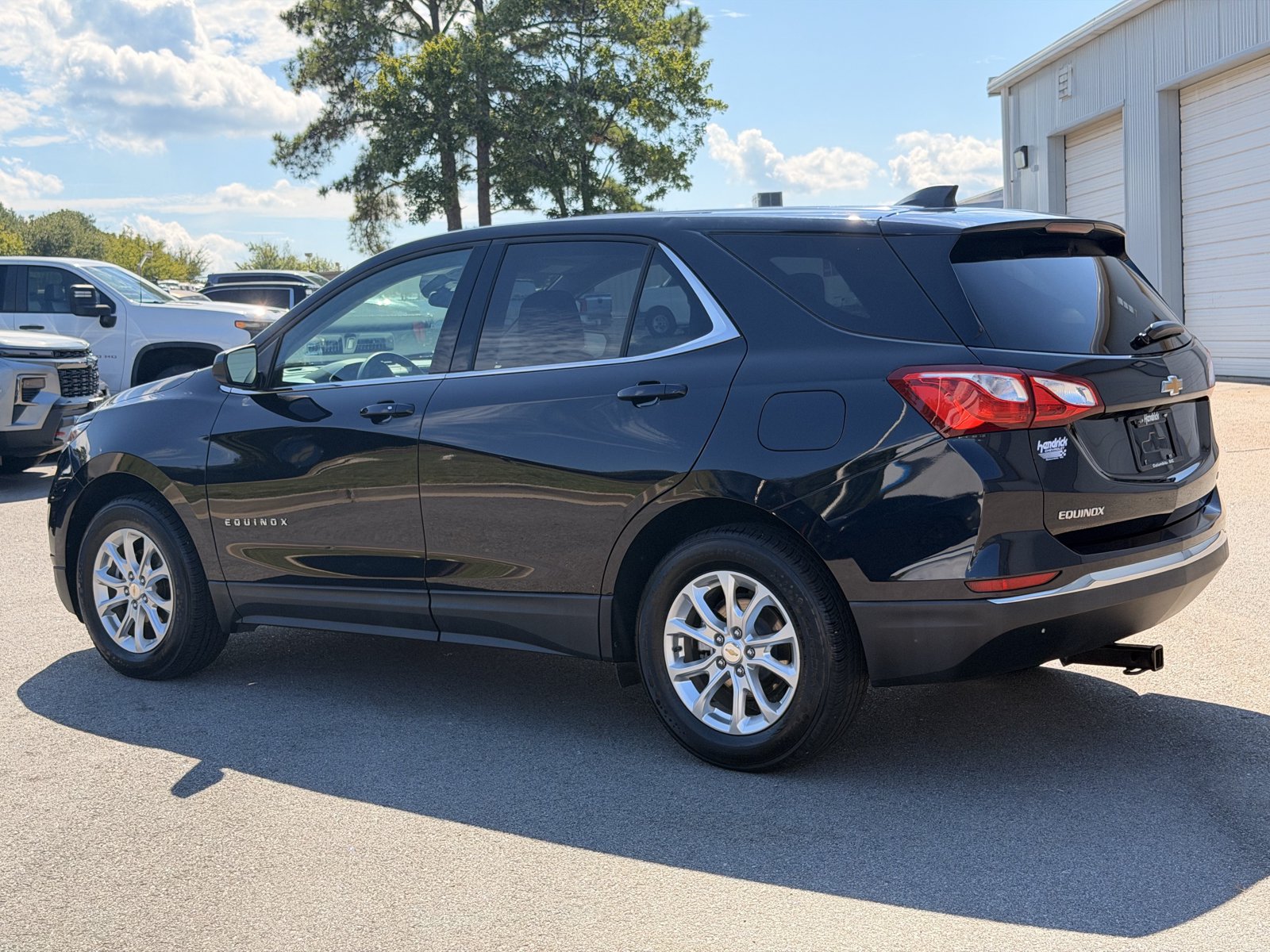 Used 2020 Chevrolet Equinox LT FWD image 10