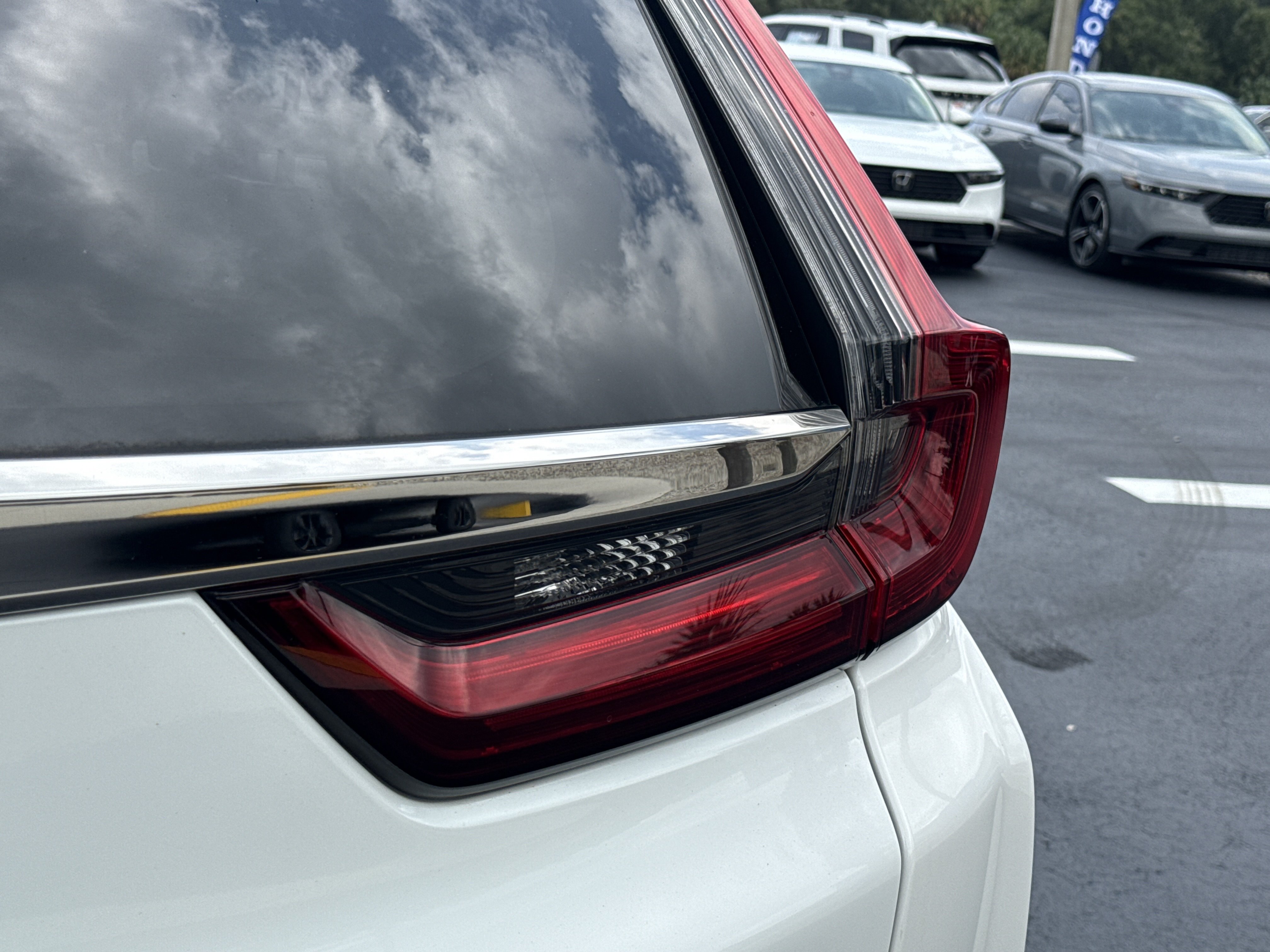 Certified 2021 Honda CR-V Touring image 16