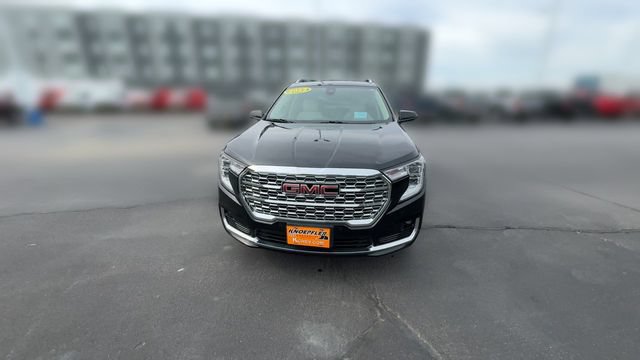 Used 2022 GMC Terrain Denali w/ LPO, Floor Liner Package AWD/4WD image 3