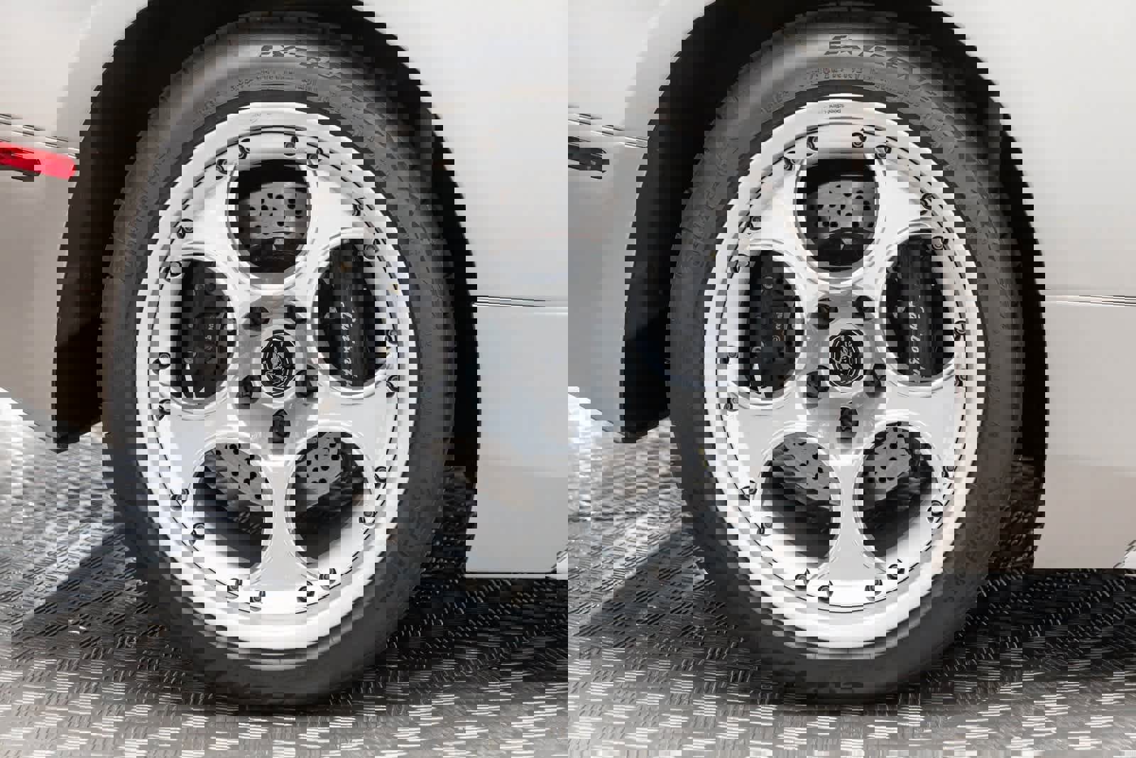 Used 2003 Lamborghini Murcielago Coupe image 46