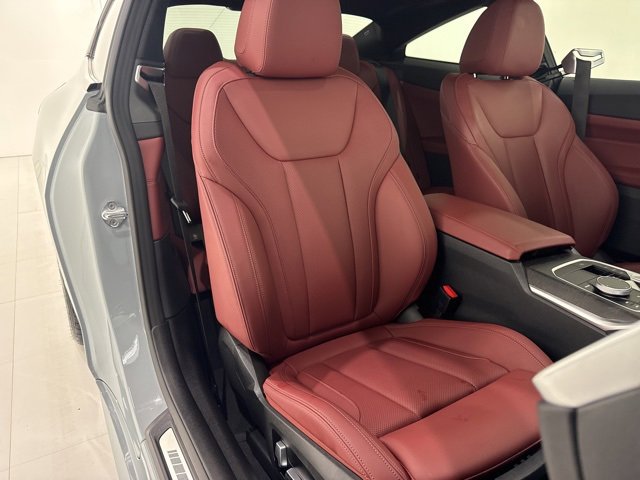 Used 2024 BMW 440i xDrive Coupe w/ Premium Package image 18