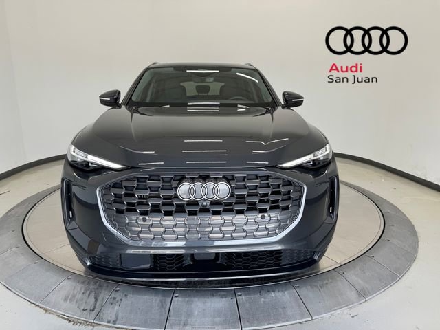 Used 2025 Audi Q5 Premium Plus w/ Premium Plus AWD/4WD image 2