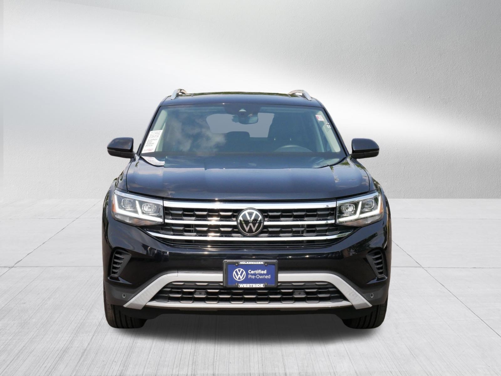 Certified 2023 Volkswagen Atlas SEL AWD/4WD image 2
