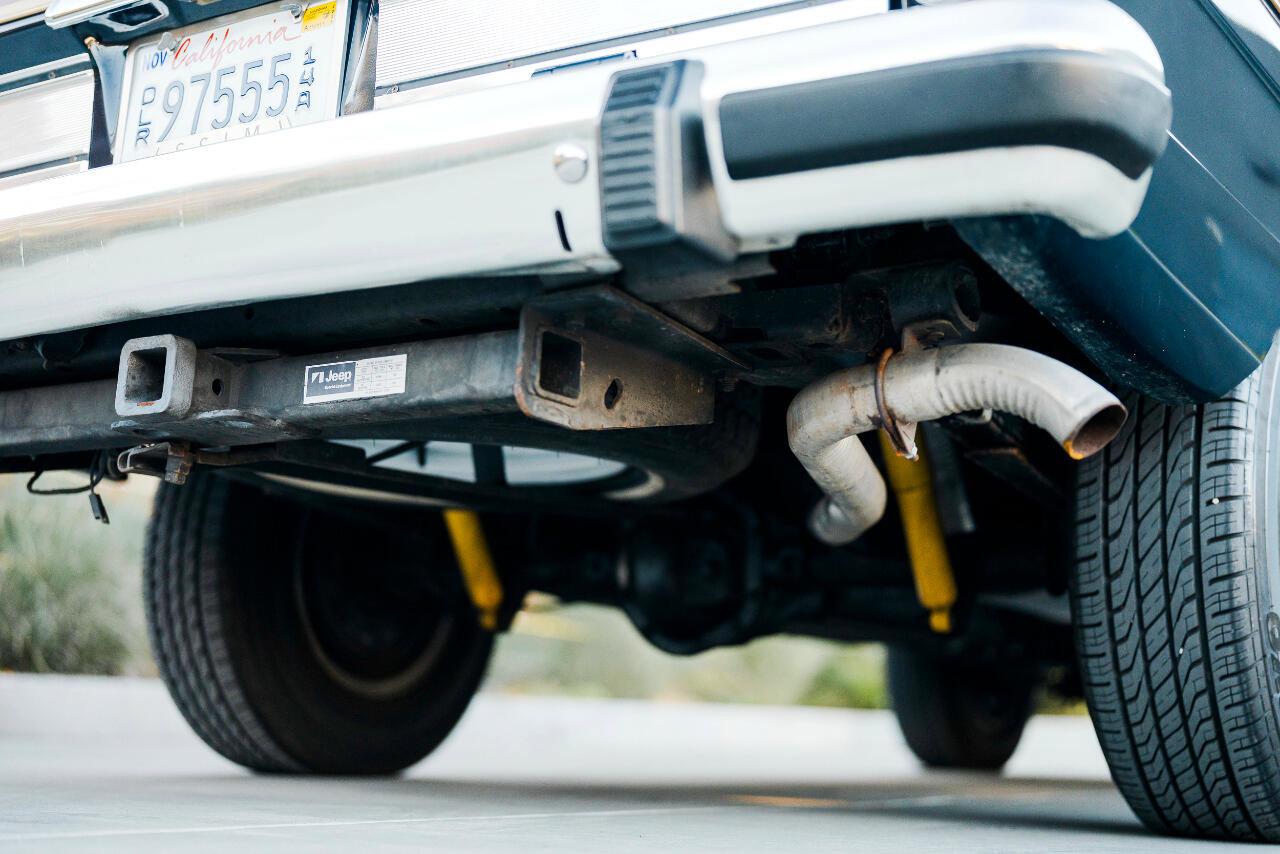 Used 1987 Jeep Grand Wagoneer image 43