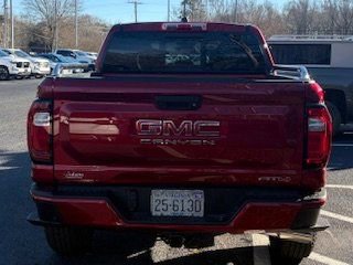 Used 2024 GMC Canyon AT4 w/ Technology Package image 9