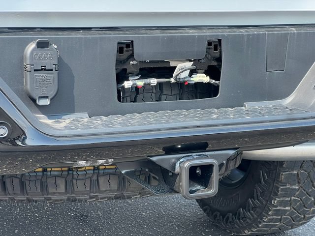 New 2026 Chevrolet Colorado ZR2 w/ Technology Package AWD/4WD image 6