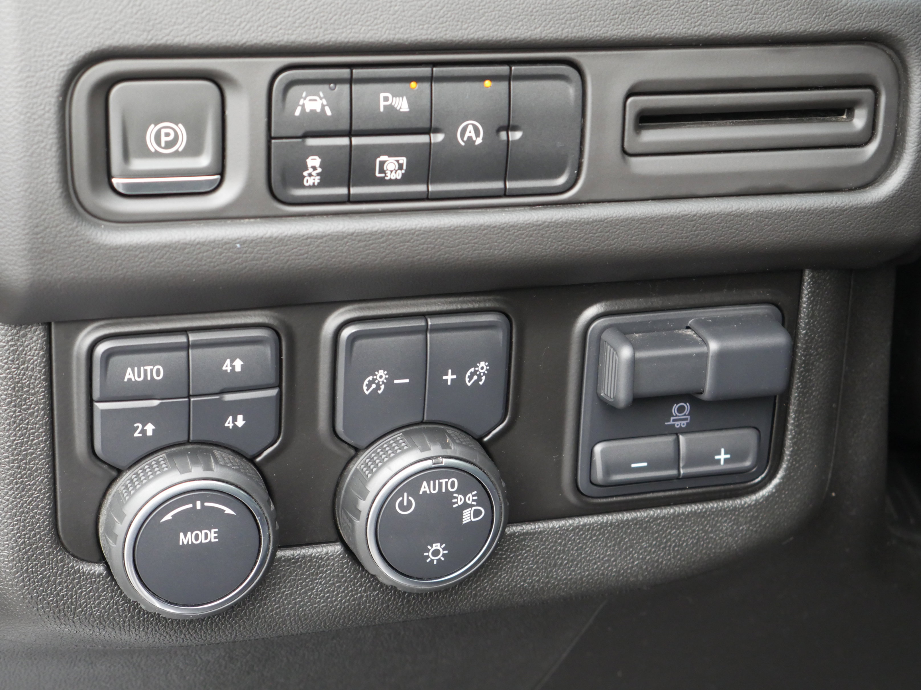 Used 2023 Chevrolet Tahoe RST w/ Luxury Package image 6