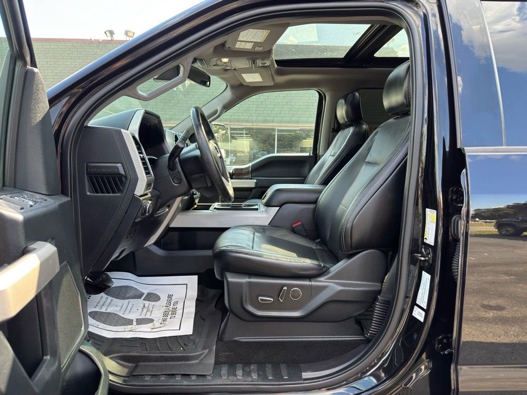 Used 2019 Ford F250 Lariat w/ Lariat Ultimate Package image 16