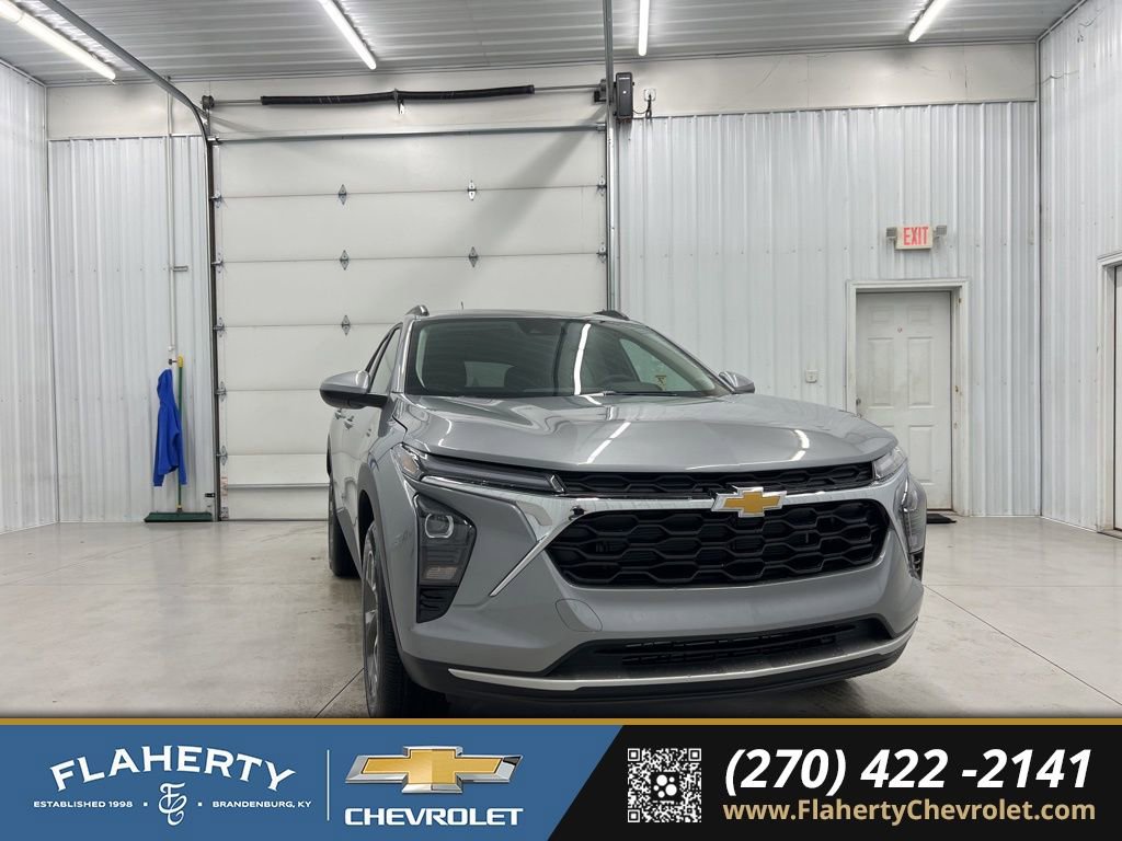 New 2026 Chevrolet Trax LT image 1