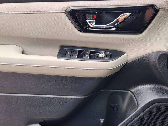 Used 2025 Subaru Forester Limited image 25