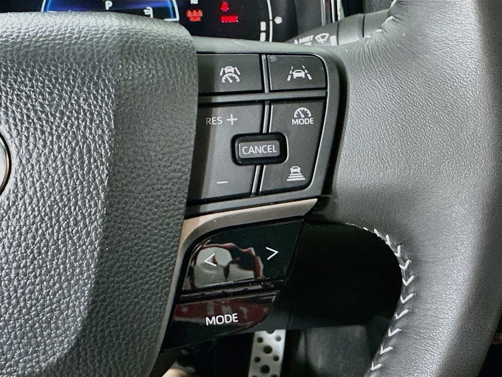 Used 2026 Toyota Camry SE FWD image 23