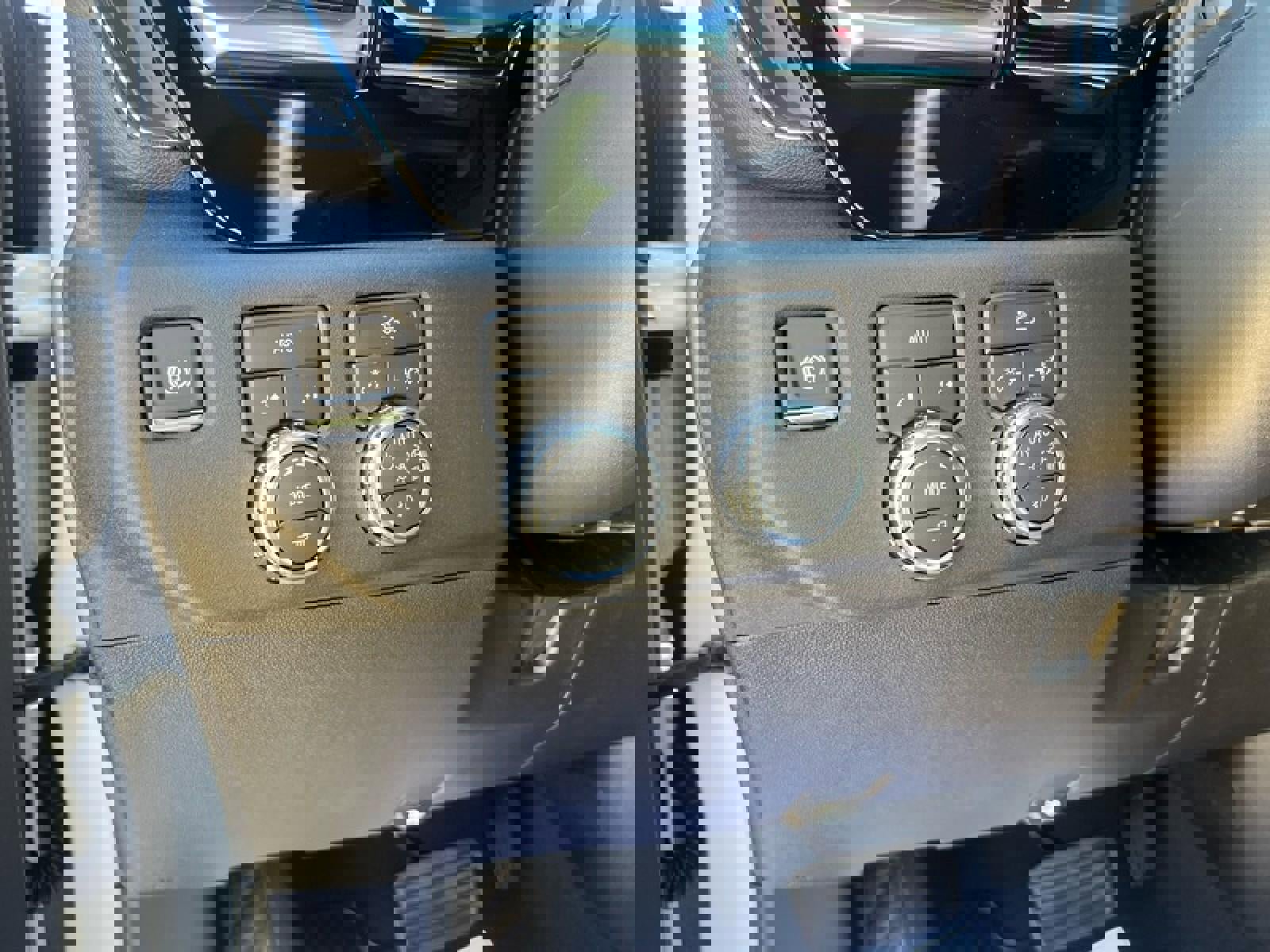 New 2026 GMC Sierra 1500 Elevation image 14