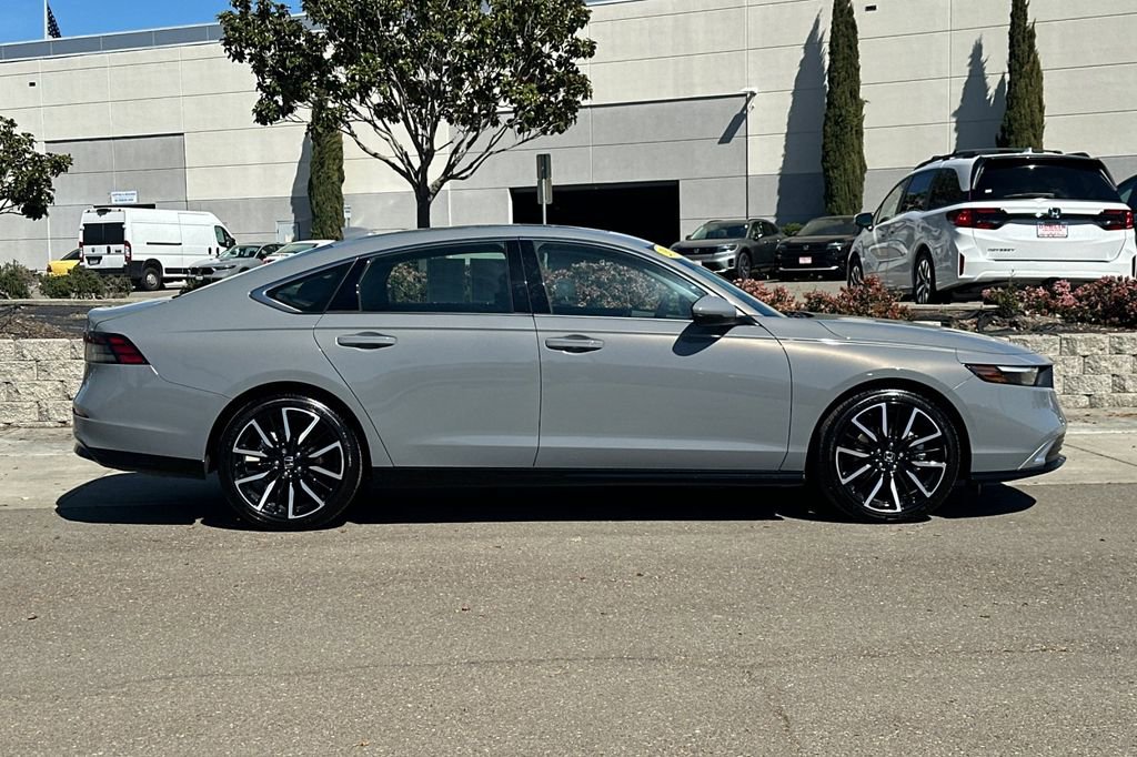 Certified 2025 Honda Accord Touring image 3