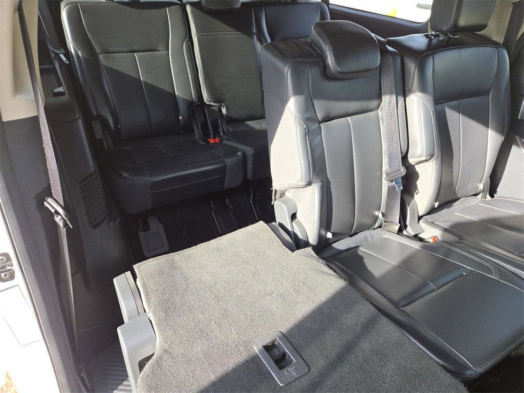 Used 2023 Ford Expedition Max XLT image 18