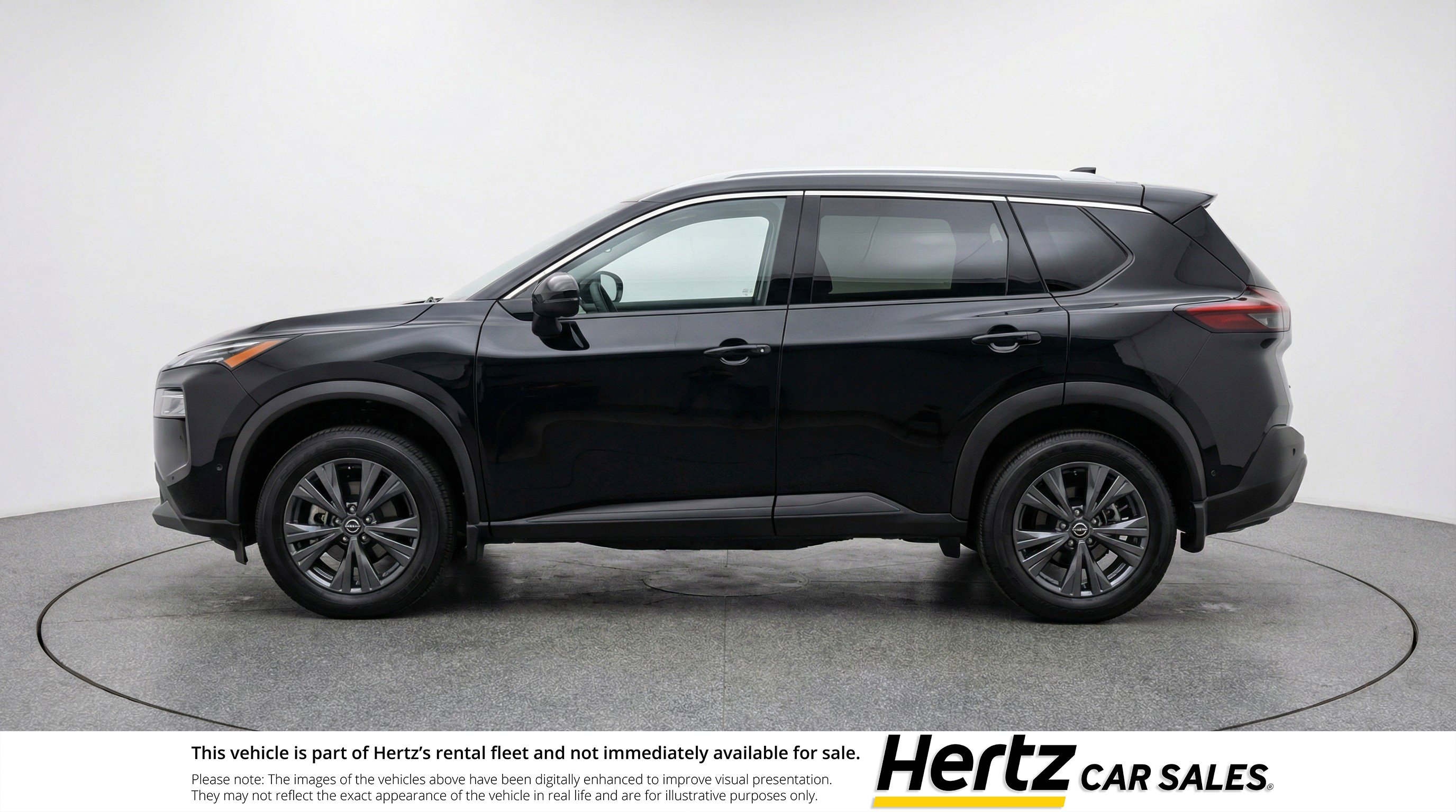 Used 2025 Nissan Rogue SV image 5