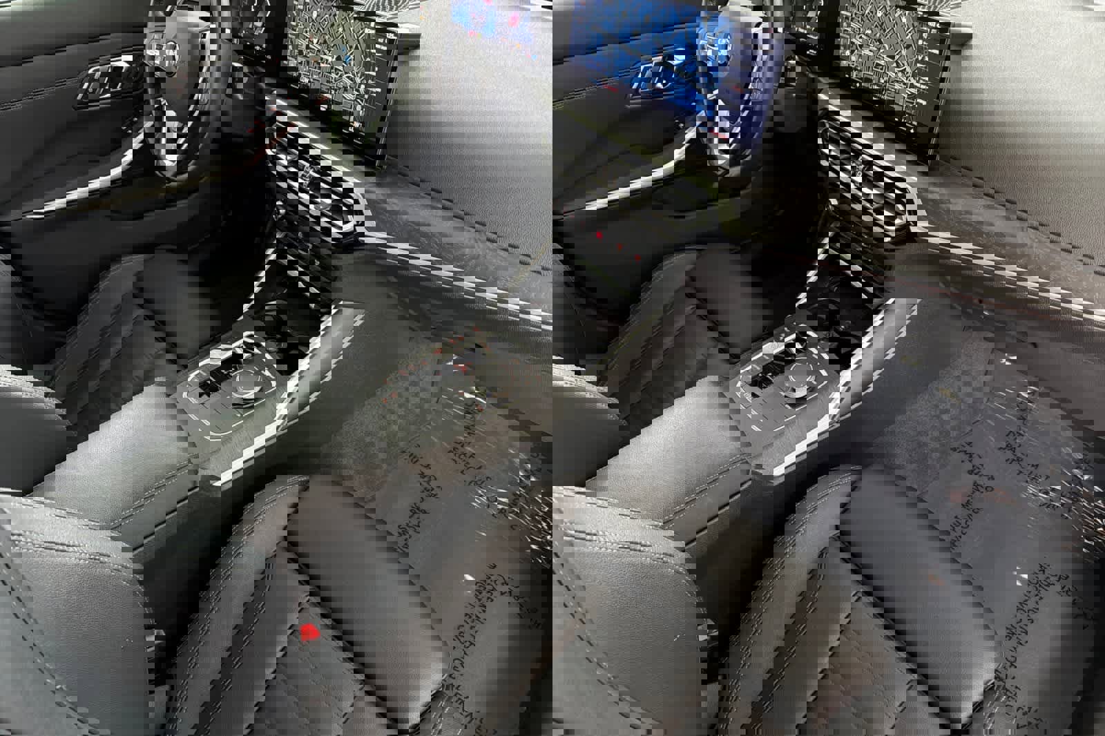 Used 2023 BMW 330i Sedan w/ Premium Package image 15