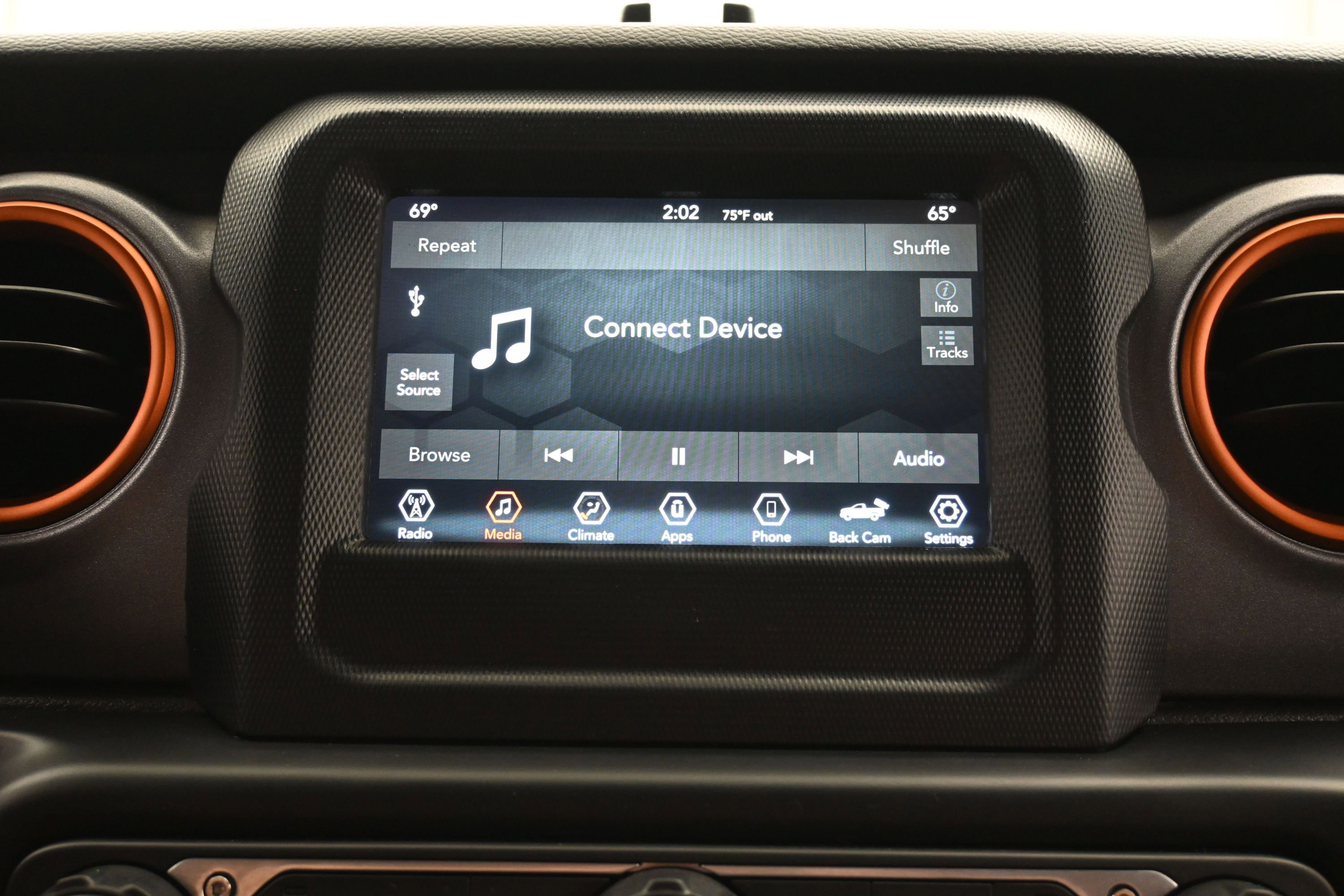 Used 2020 Jeep Gladiator Mojave w/ Trailer Tow Package AWD/4WD image 34