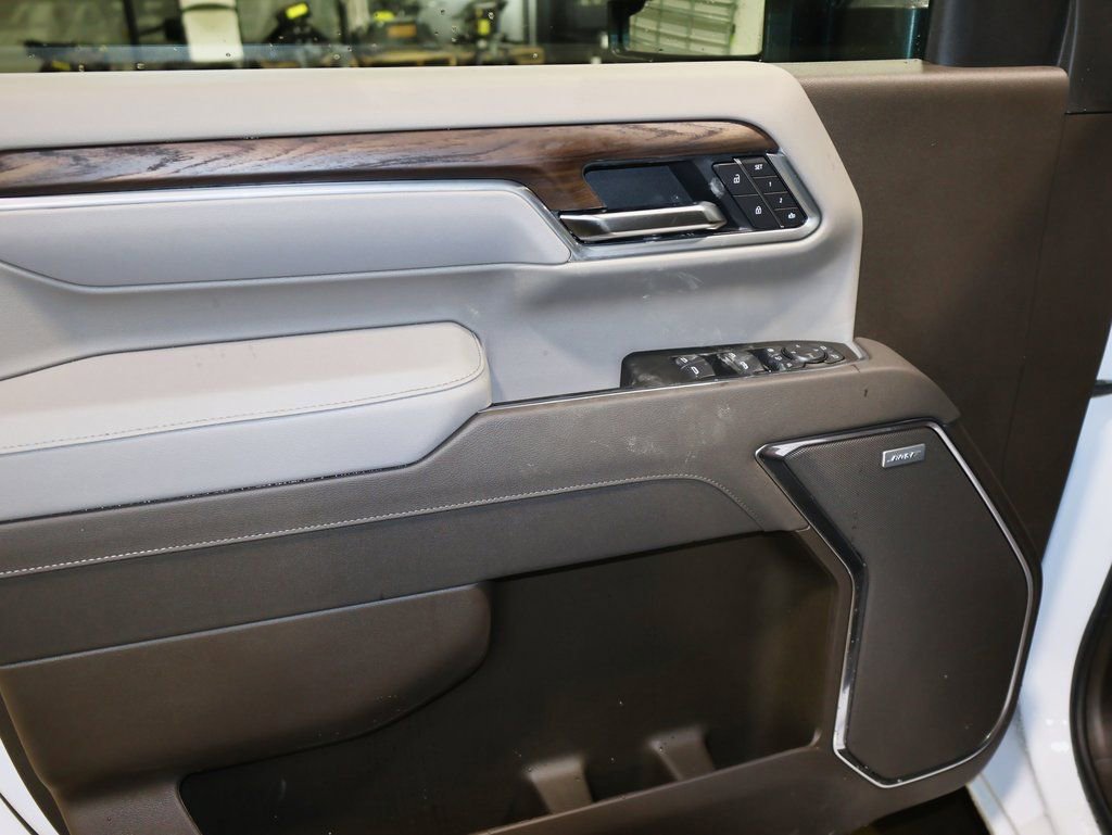 New 2026 GMC Sierra 3500 SLT w/ SLT Premium Package image 7