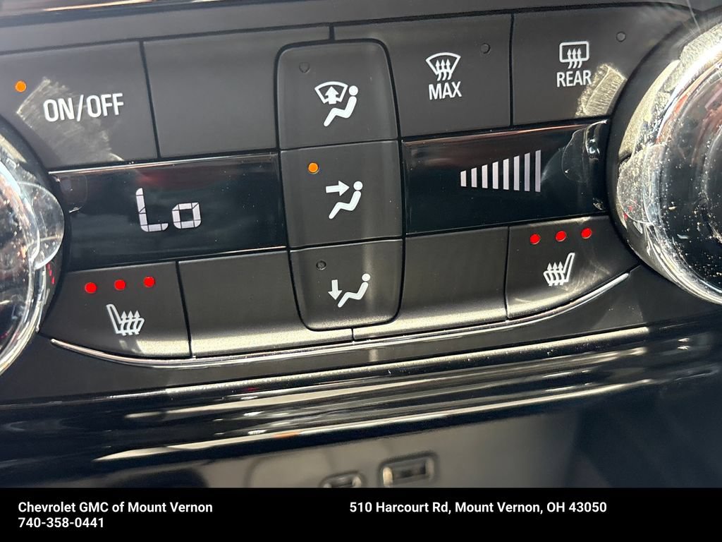 New 2026 Chevrolet Trax RS w/ Sunroof Package FWD image 31