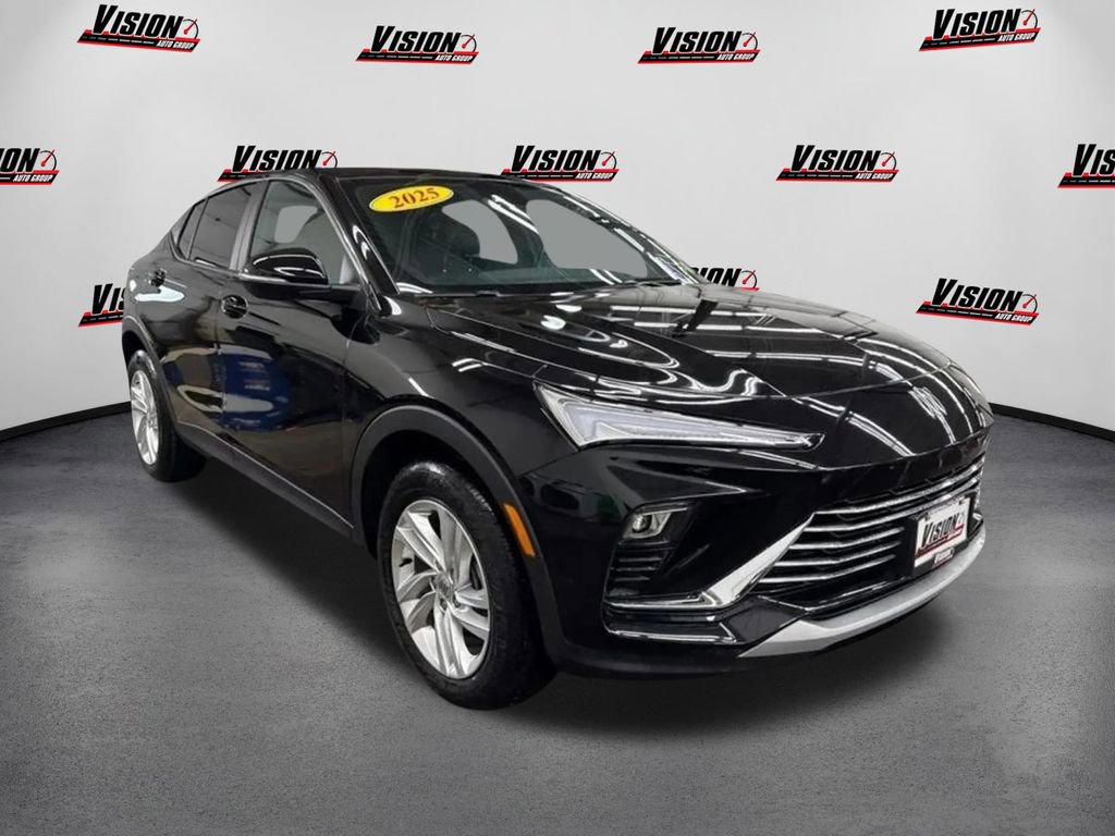 Used 2025 Buick Envista Preferred w/ Convenience I Package image 3