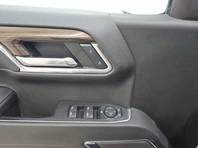 Used 2022 Chevrolet Silverado 1500 LT AWD/4WD image 26