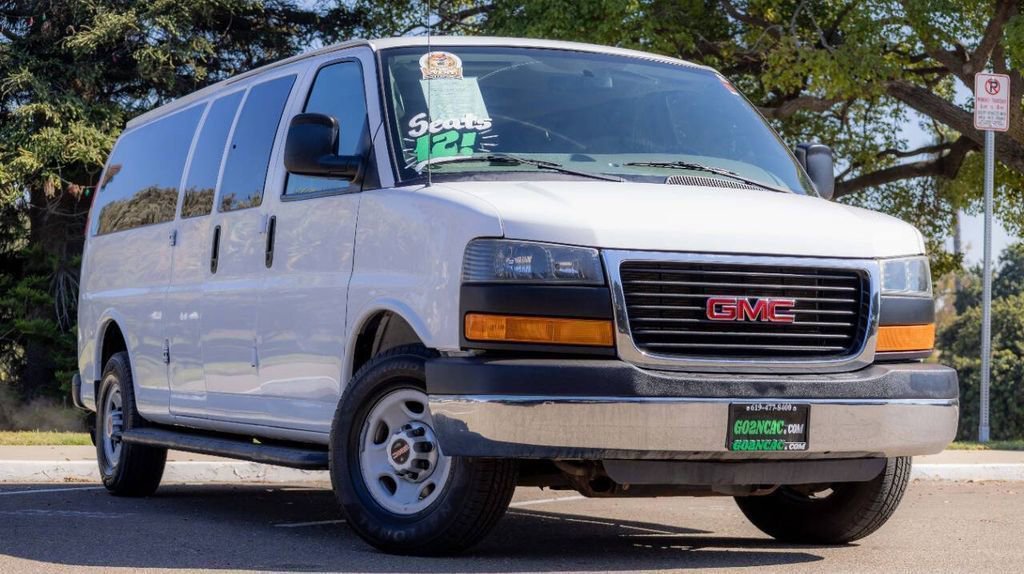 Used 2015 GMC Savana 3500 LS w/ Chrome Appearance Package image 11
