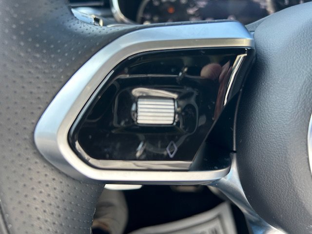 Certified 2022 Jaguar XF R-Dynamic SE AWD/4WD image 24
