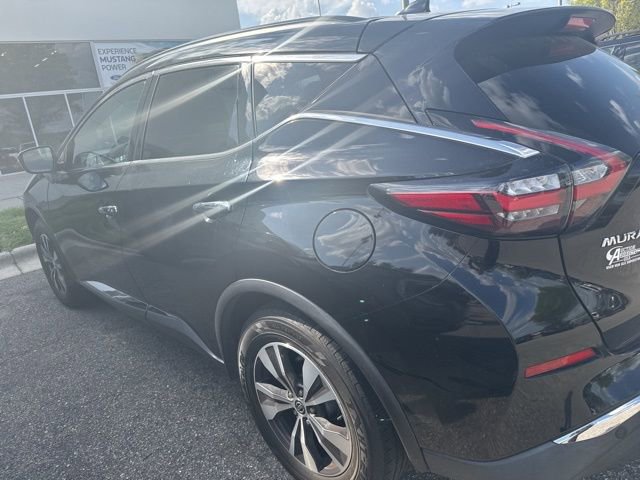 Used 2020 Nissan Murano SV image 2