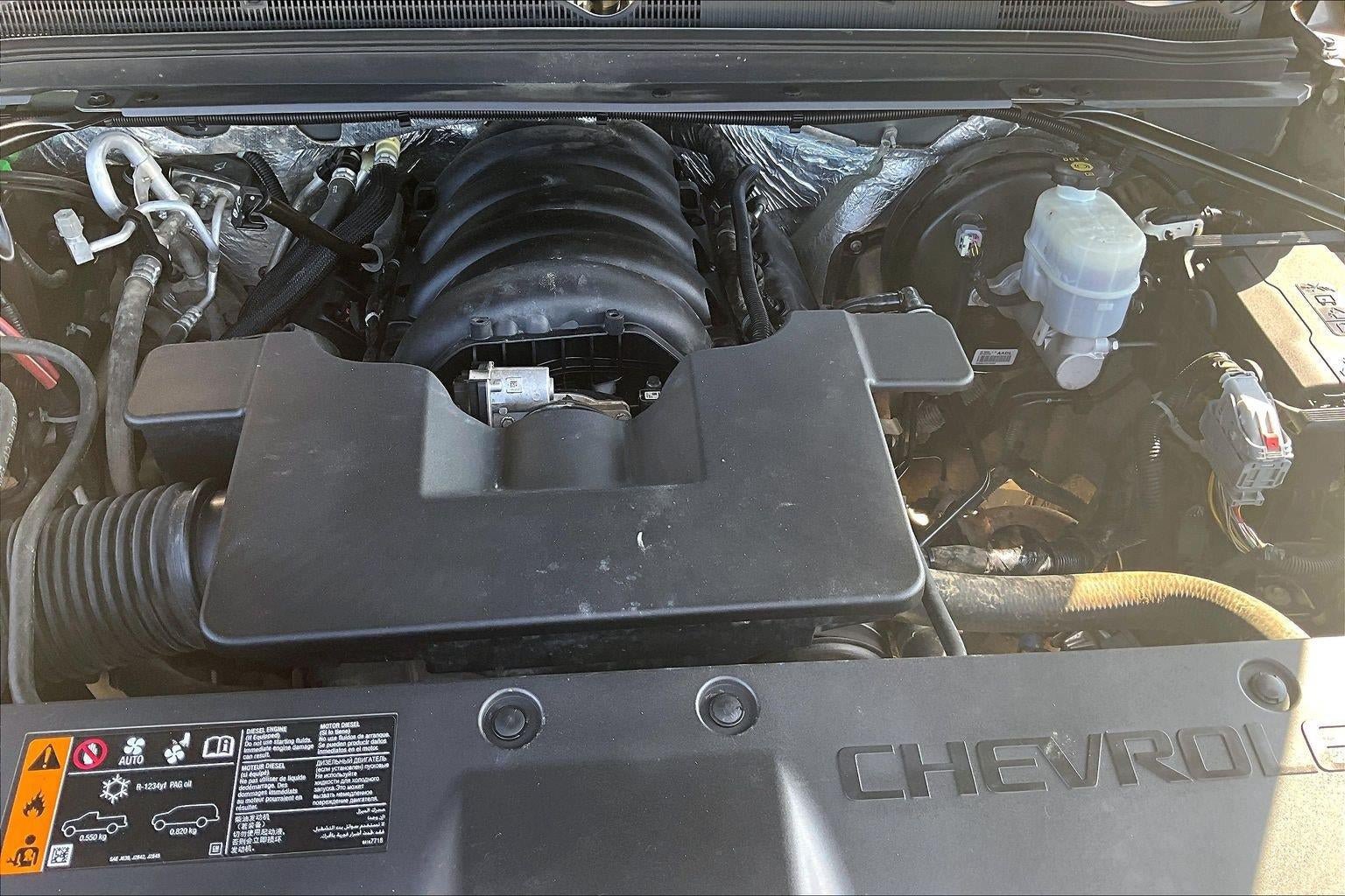 Used 2018 Chevrolet Tahoe LT w/ Luxury Package AWD/4WD image 33