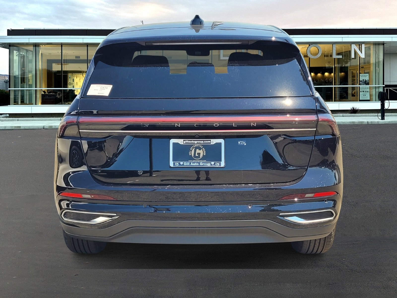 New 2025 Lincoln Nautilus Premier image 5