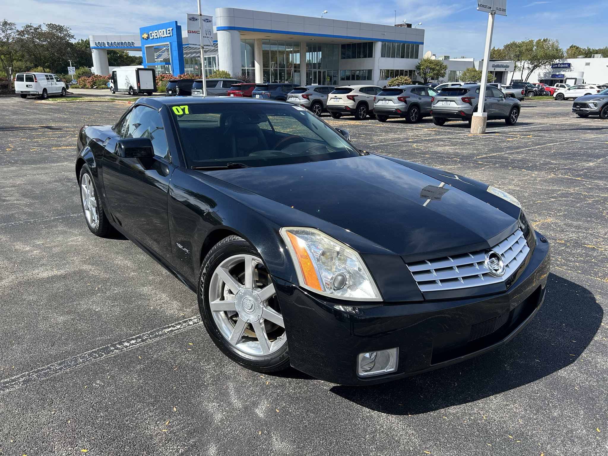 Used 2007 Cadillac XLR RWD image 1