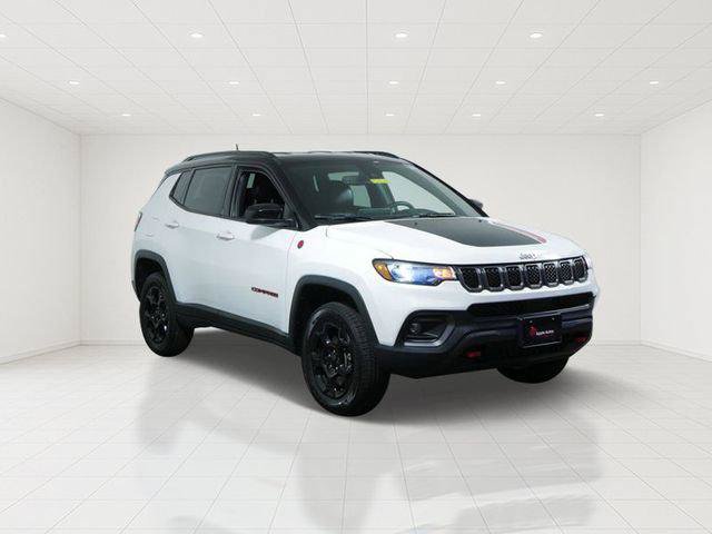 Certified 2023 Jeep Compass Trailhawk AWD/4WD image 1