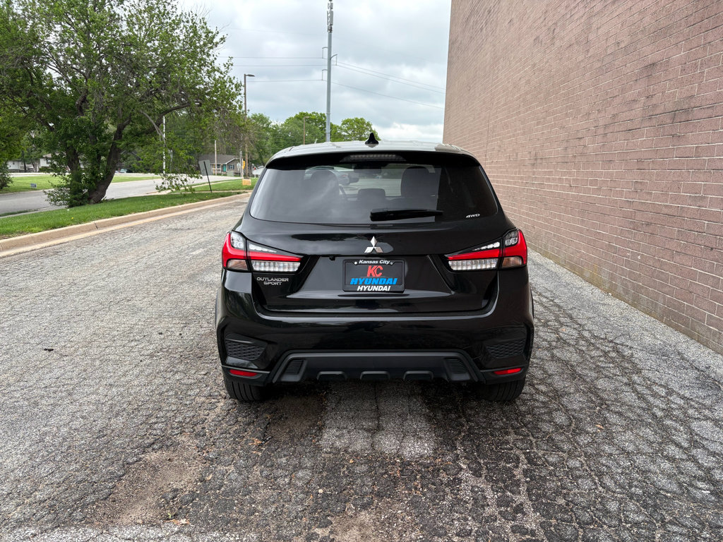Used 2025 Mitsubishi Outlander Sport ES AWD/4WD image 4