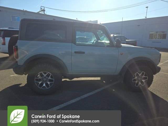 Used 2023 Ford Bronco Badlands image 14