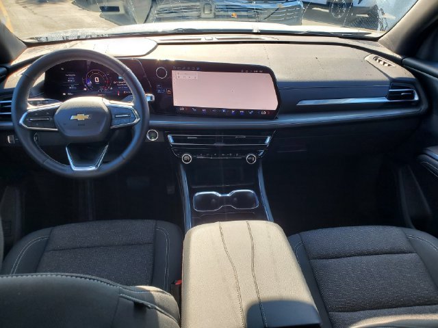 Certified 2024 Chevrolet Traverse LT w/ LPO, Floor Liner Package FWD image 17
