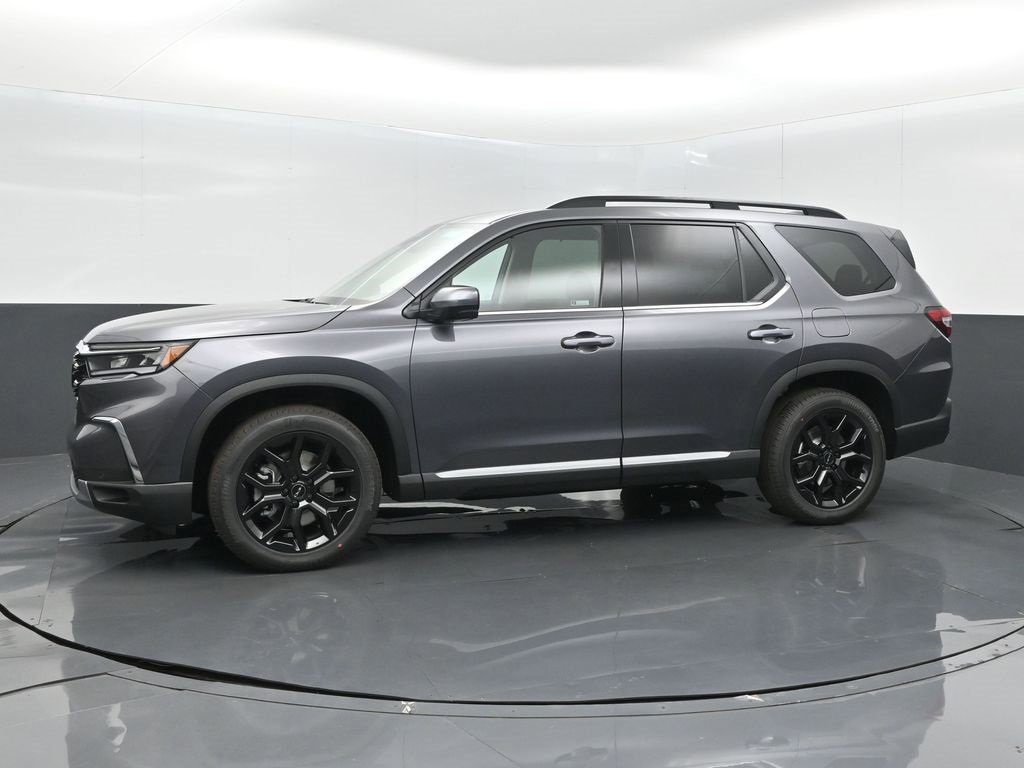 New 2025 Honda Pilot Touring image 10