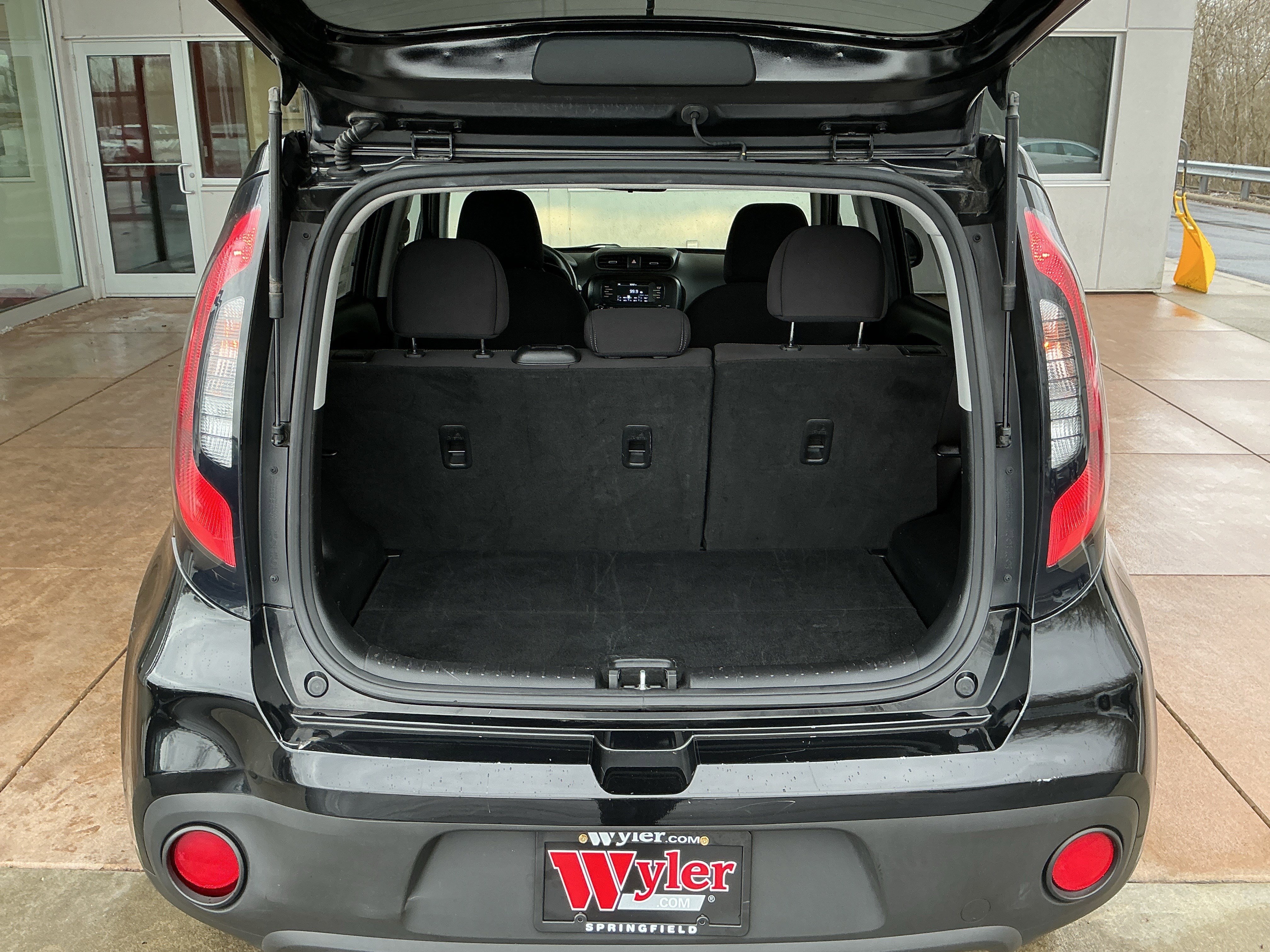 Used 2018 Kia Soul image 24