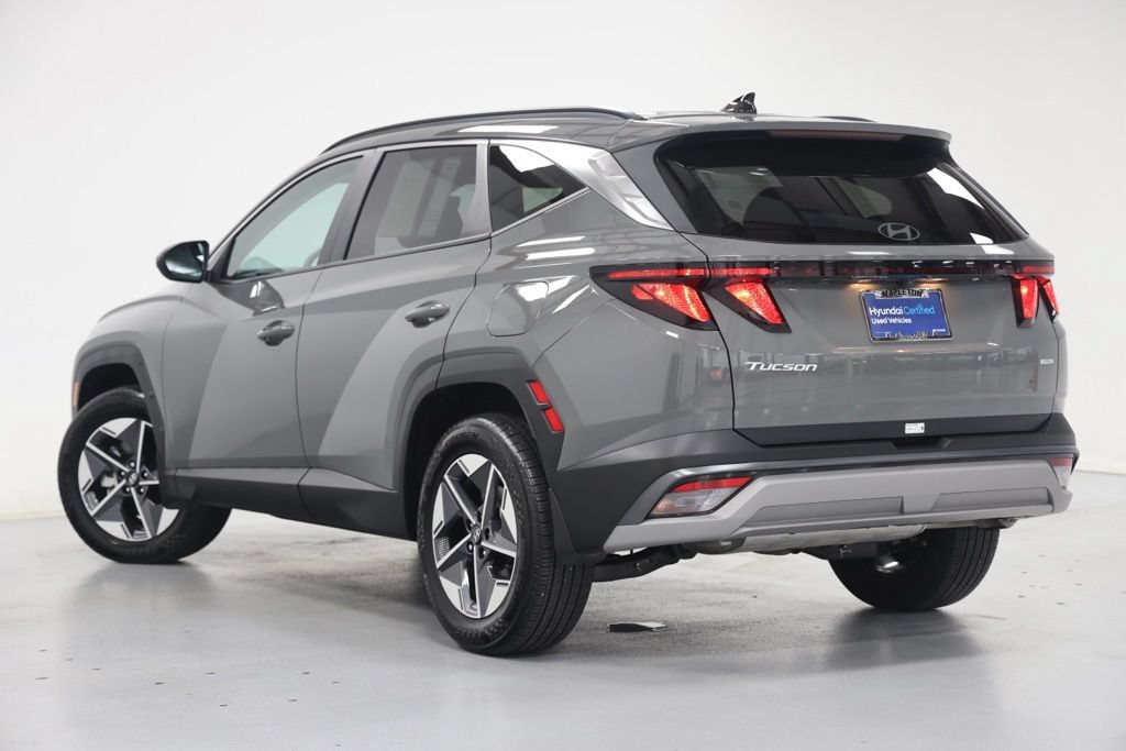 Certified 2025 Hyundai Tucson SEL AWD/4WD image 4