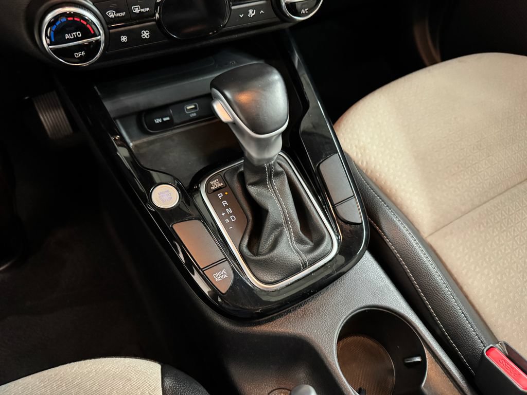 Used 2023 Kia Soul GT-Line FWD image 24