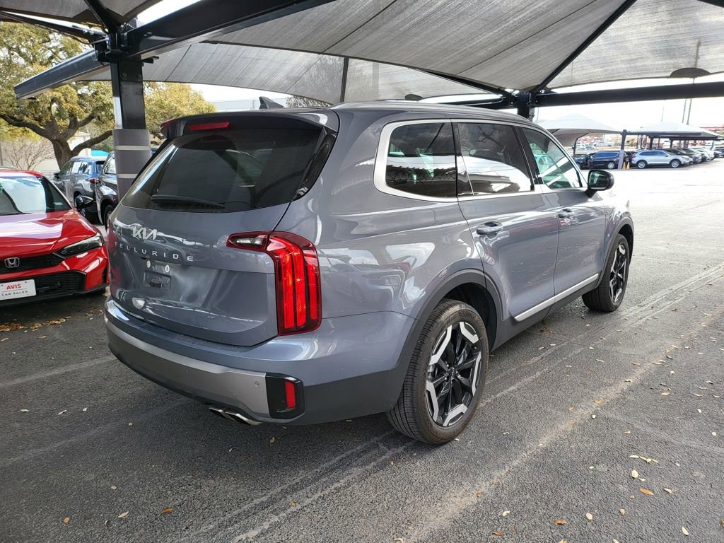 Used 2025 Kia Telluride S image 13