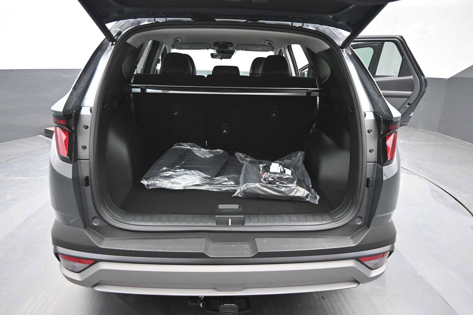 New 2026 Hyundai Tucson SEL Plus FWD image 13