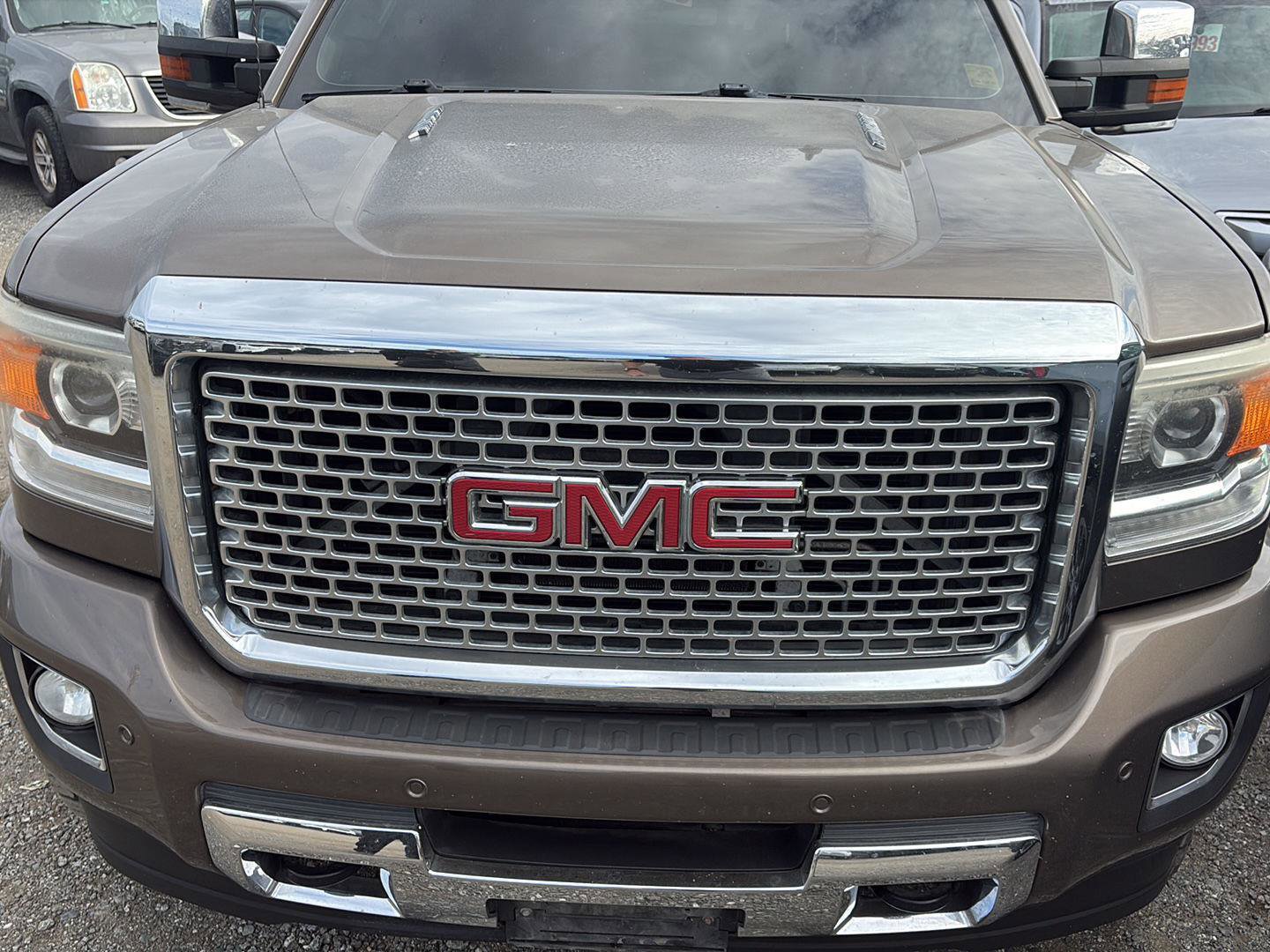Used 2015 GMC Sierra 3500 Denali w/ Duramax Plus Package image 9