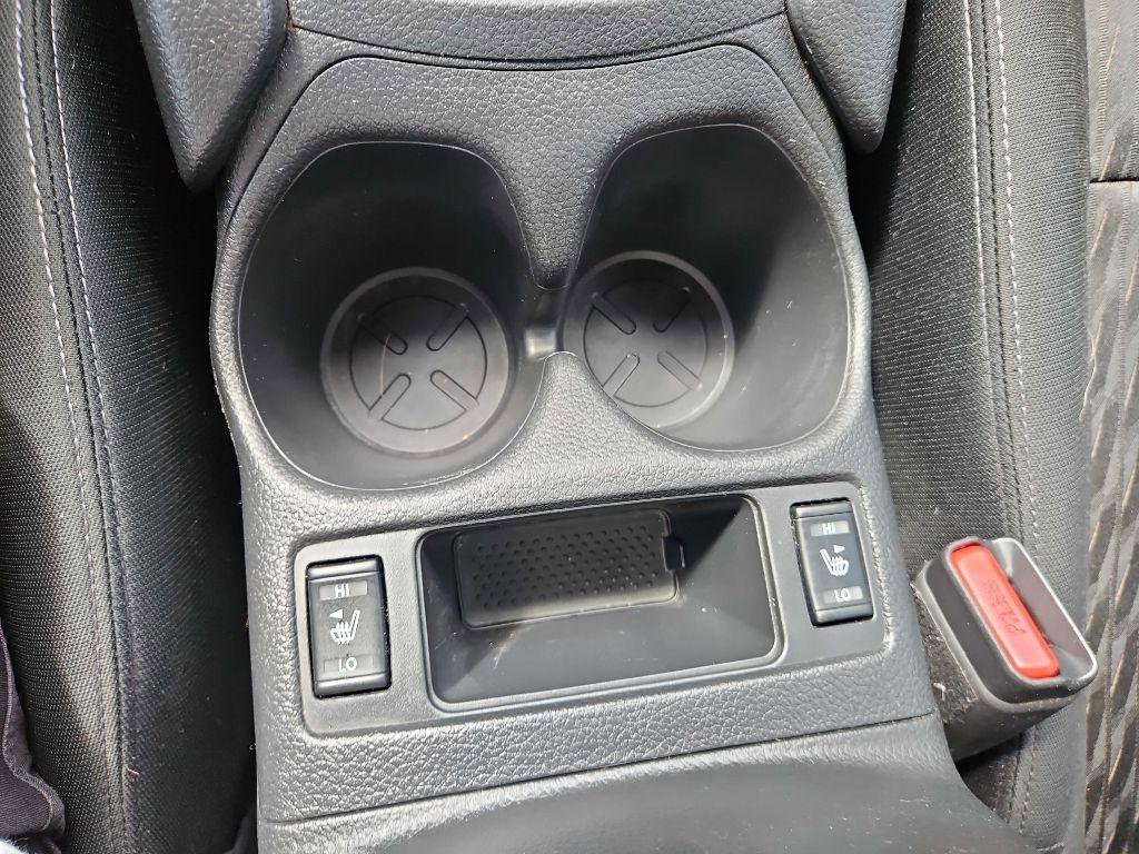 Used 2018 Nissan Rogue SV image 20