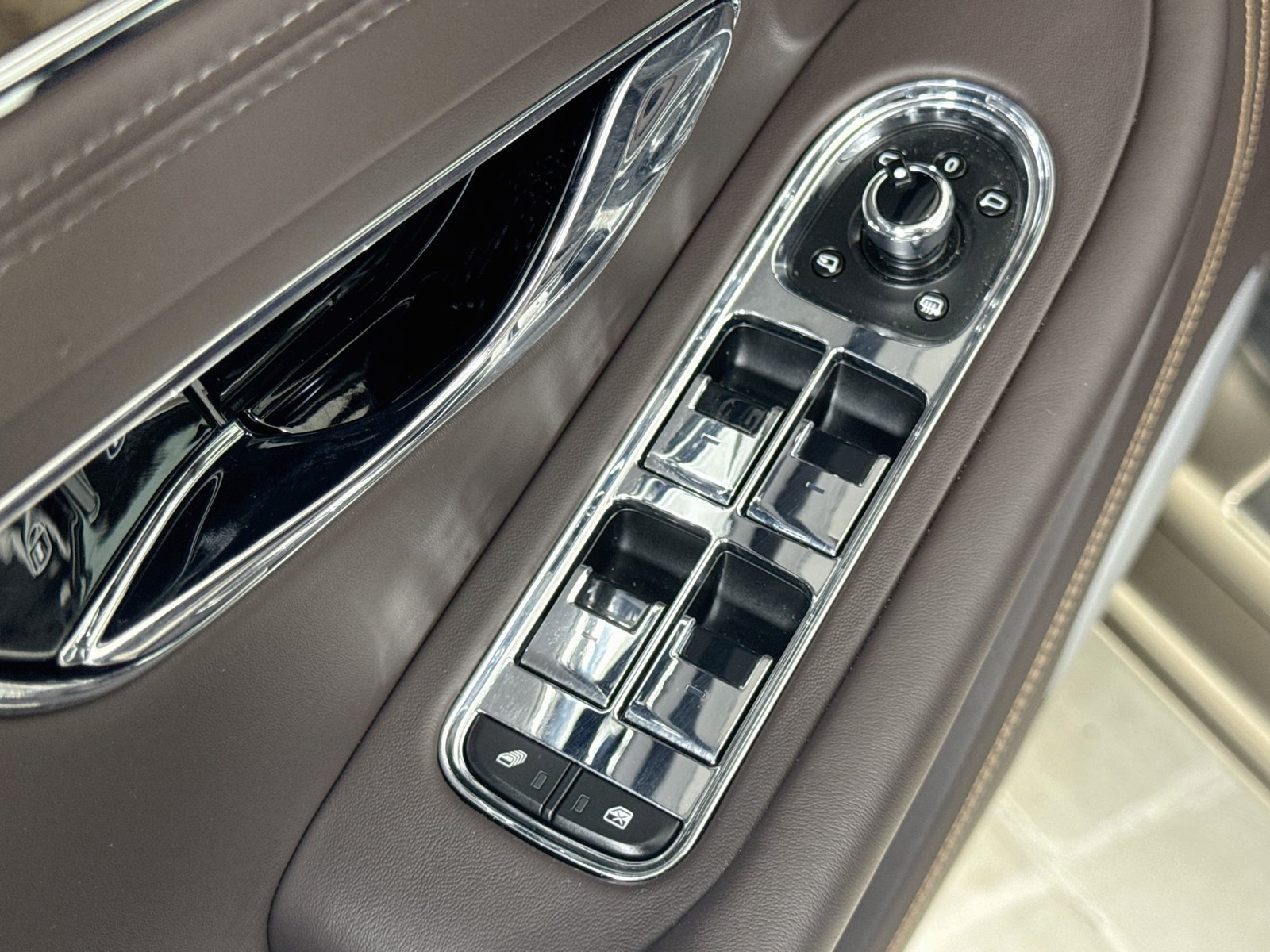 Certified 2023 Bentley Continental GT Mulliner AWD/4WD image 18