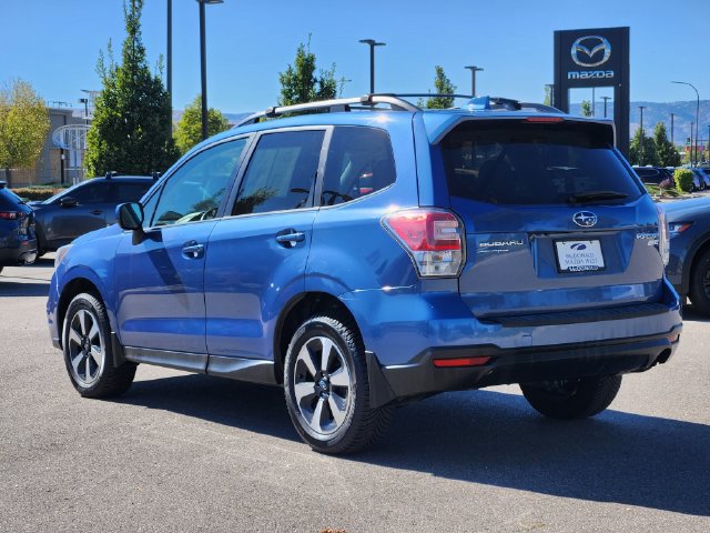 Used 2017 Subaru Forester 2.5i Premium w/ All-Weather Package AWD/4WD image 5