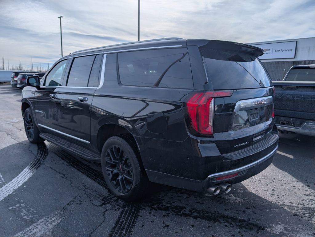 Used 2024 GMC Yukon XL Denali image 6