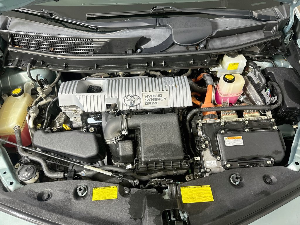 Used 2014 Toyota Prius V Three FWD image 10