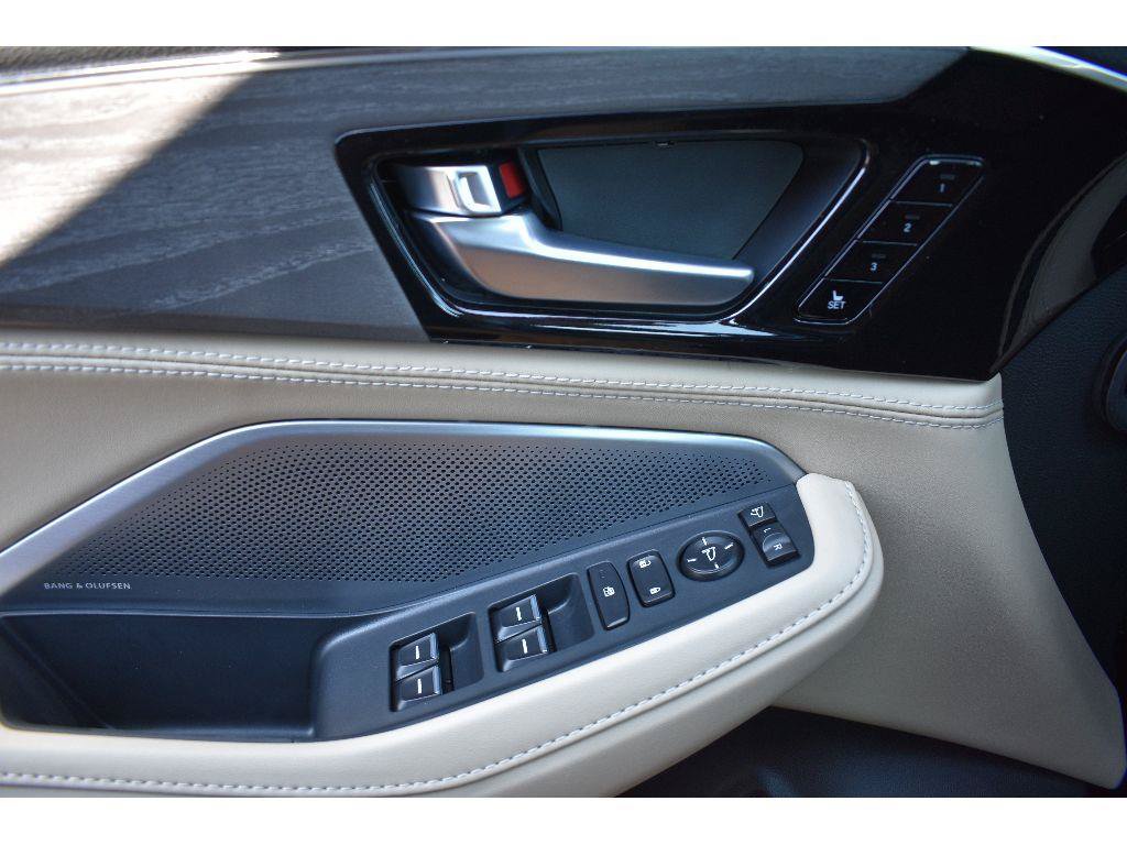 New 2026 Acura MDX w/ Advance Package AWD/4WD image 24