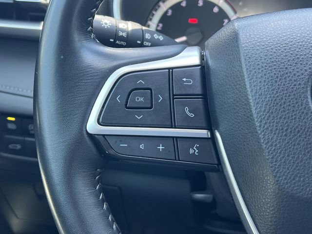 Used 2023 Toyota Highlander XLE FWD image 30