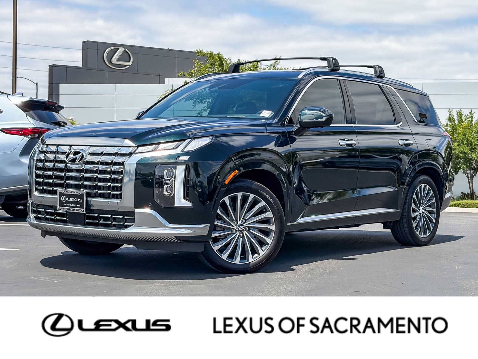 Used 2024 Hyundai Palisade Calligraphy AWD/4WD image 1
